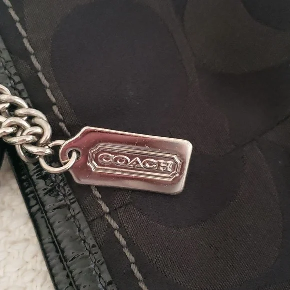 Coach Black Shoulder Bag - Picture 9 of 9